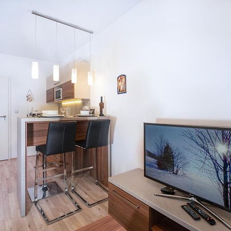 Depandance MARNET Sněžník Apartment Dolni Morava Bagian luar foto