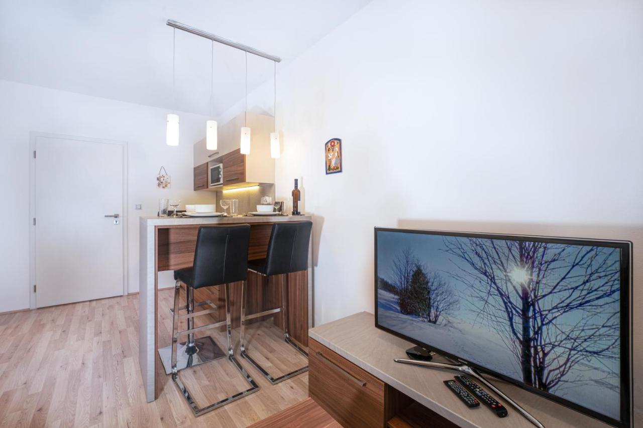 Depandance MARNET Sněžník Apartment Dolni Morava Bagian luar foto